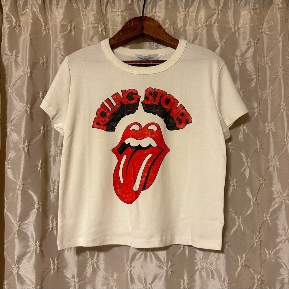 Daydreamer Rolling Stones Tongue Short Sleeve Boxy Crop Shrunken Tee Shirt - Picture 3 of 11